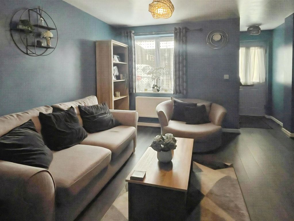 Property photo 3 of 36