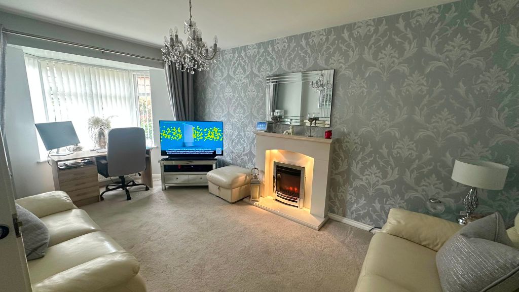 Property photo 2 of 16