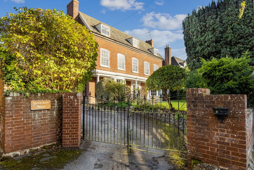 Property photo 1 of 42 Queen Anne House, The Strand, Lympstone, Exmouth, Devon Ex8 5Jw