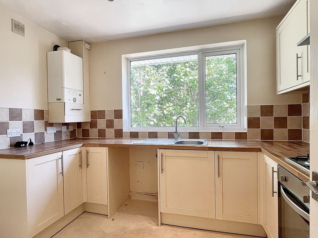 Property photo 3 of 9 Not Specified
