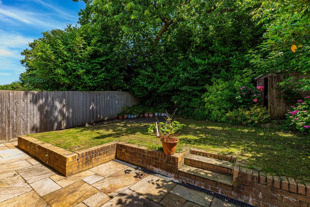 Property photo 1 of 21 44 (1 Of 23).Jpg