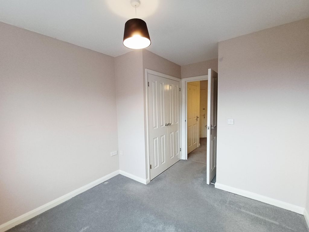 Property photo 3 of 16 Bedroom