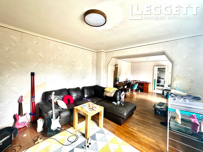 Property photo 3 of 10