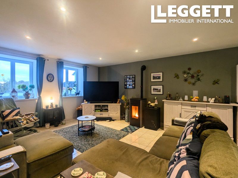 Property photo 2 of 10