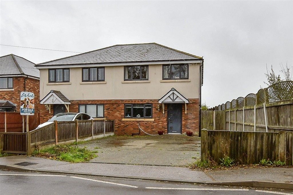 Property photo 1 of 15 External Front ..