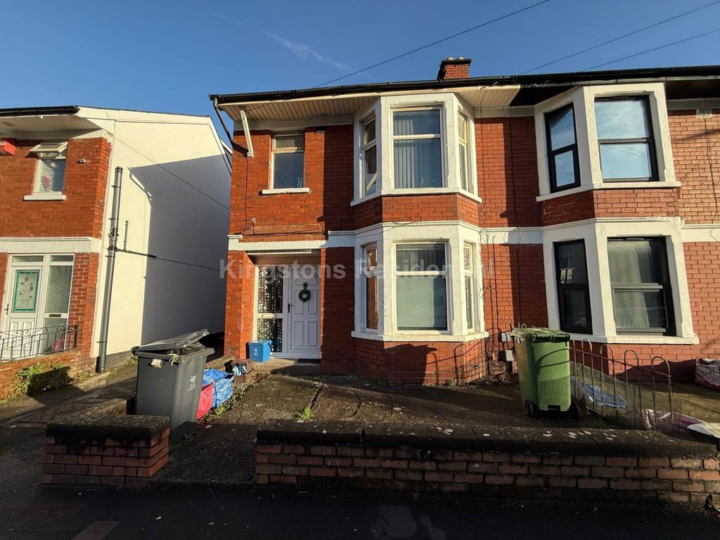 Property photo 2 of 13