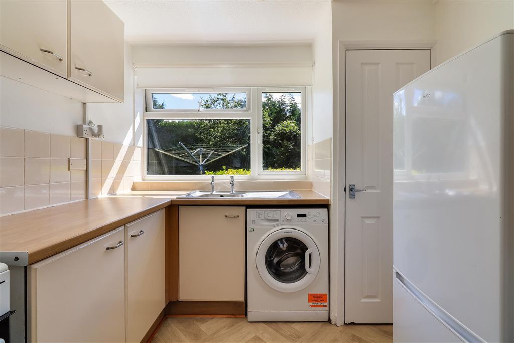 Property photo 2 of 12 Img (12).Jpg