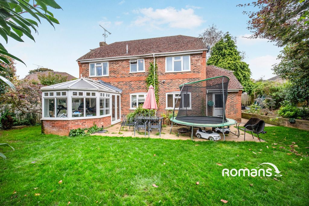 Property photo 3 of 12 Photo