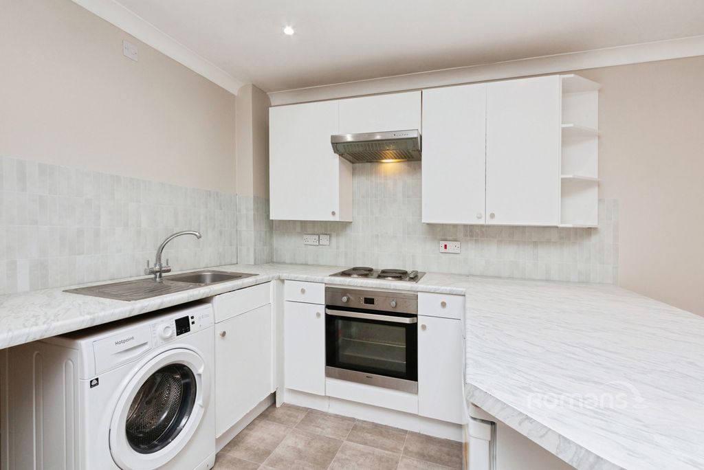 Property photo 2 of 12 Pbox-Img.Jpg