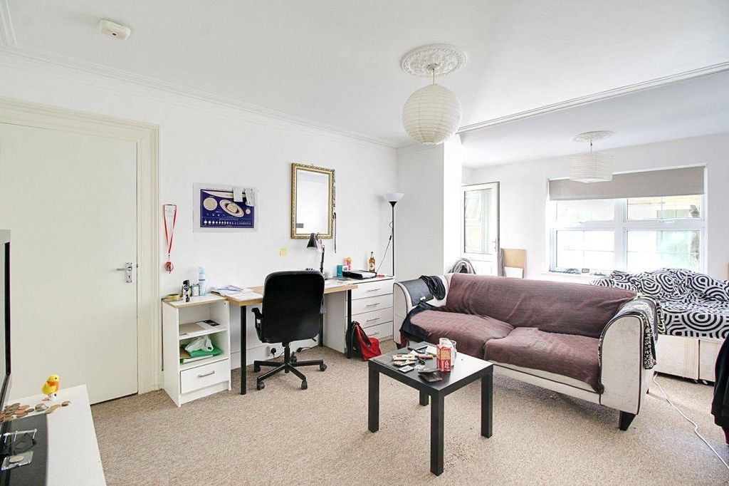 Property photo 2 of 7 Picture No. 09