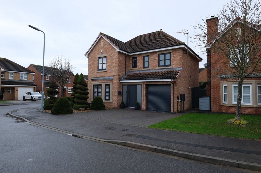 Property photo 1 of 16