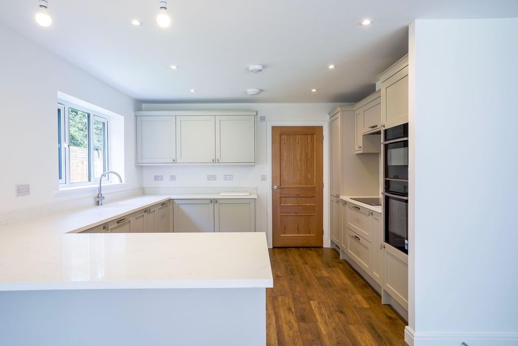 Property photo 3 of 17 Onwdr6Hzyugvs69Mp_Qxyw.Jpg