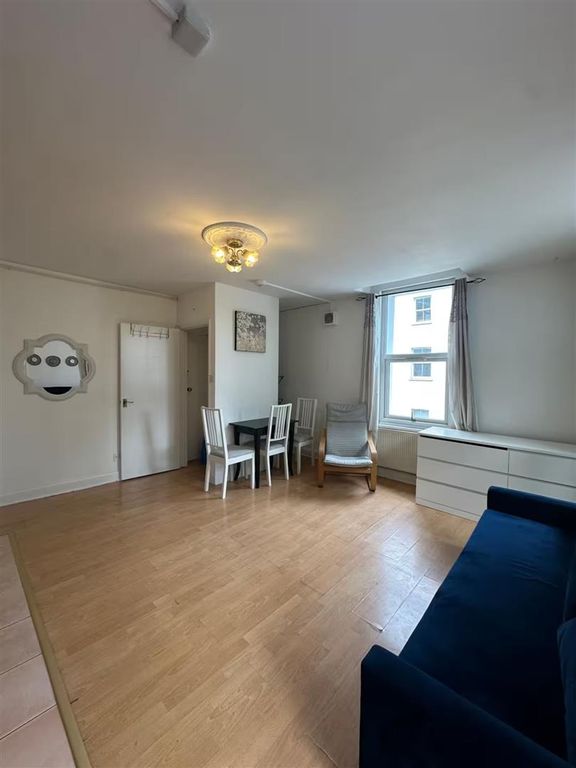 Property photo 2 of 4 2Ed8Cf64-0E03-4d7E-B3Fb-F83613030Da5.Jpg