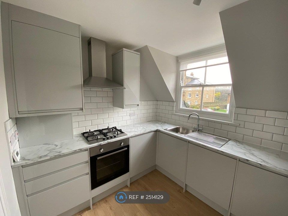 Property photo 1 of 12 Kitchen