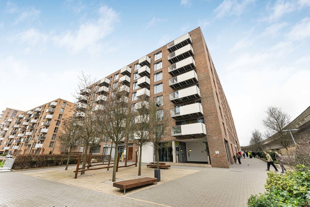 Property photo 1 of 11 Exterior