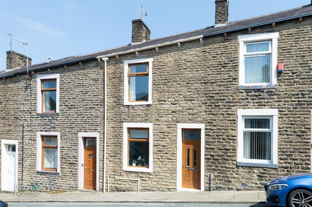 Property photo 1 of 14 Portland Street