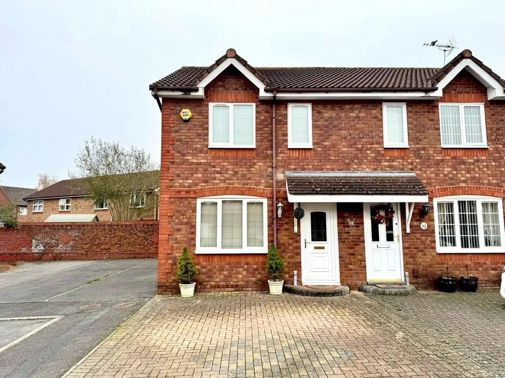 Property photo 1 of 11