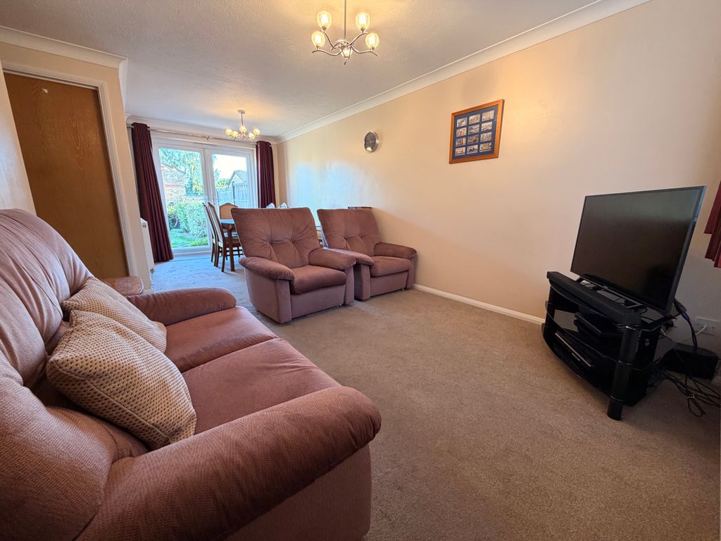 Property photo 2 of 11