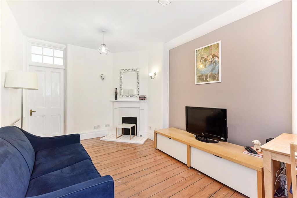 Property photo 2 of 12