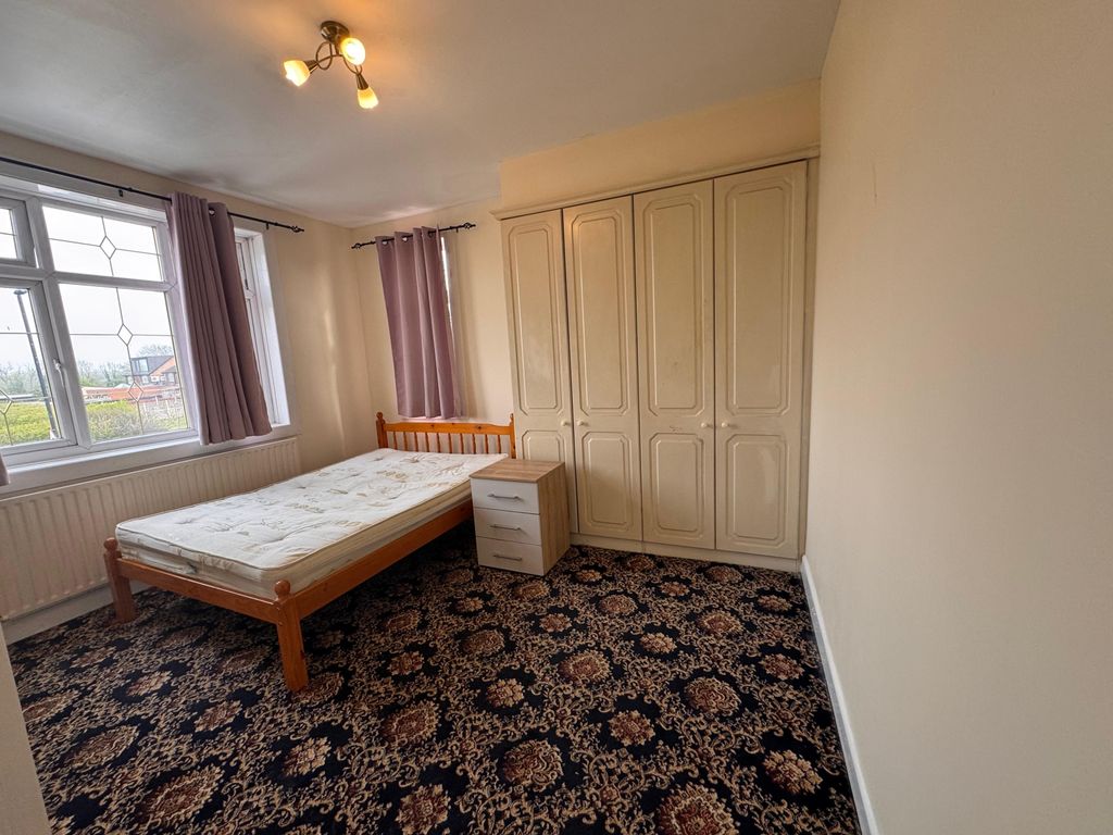 Property photo 2 of 13 Gallery