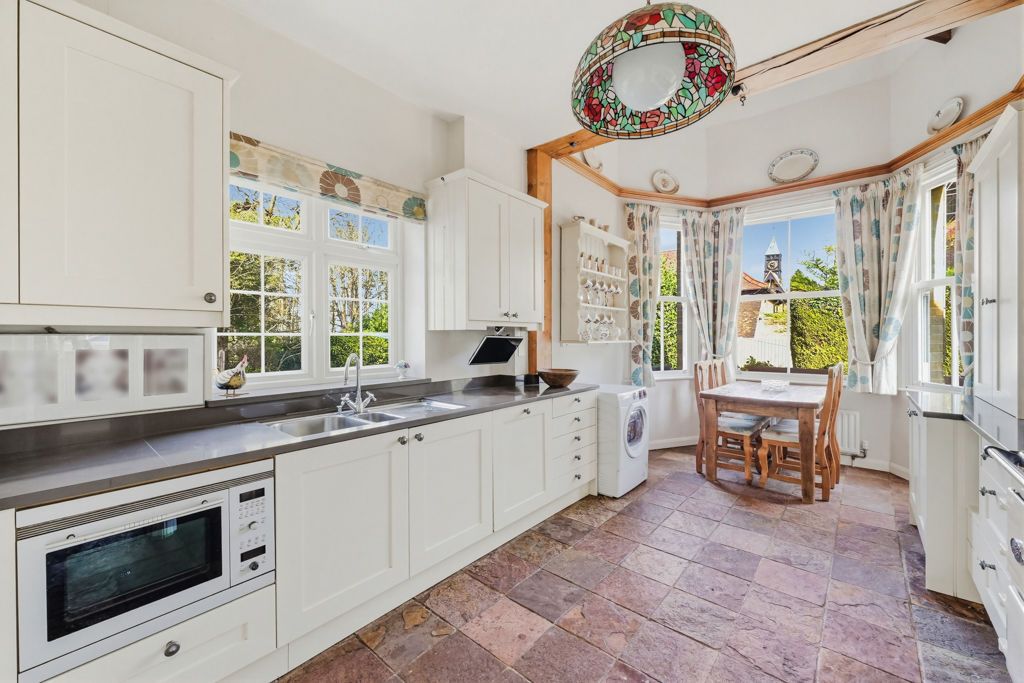 Property photo 3 of 52 H&amp;Co.