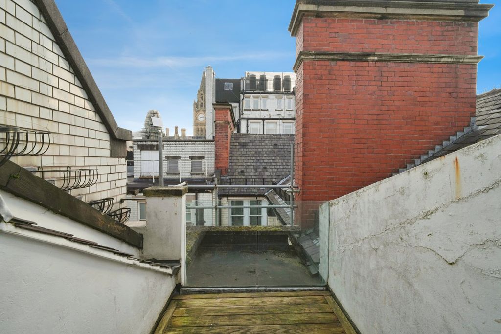 Property photo 3 of 34 Photo