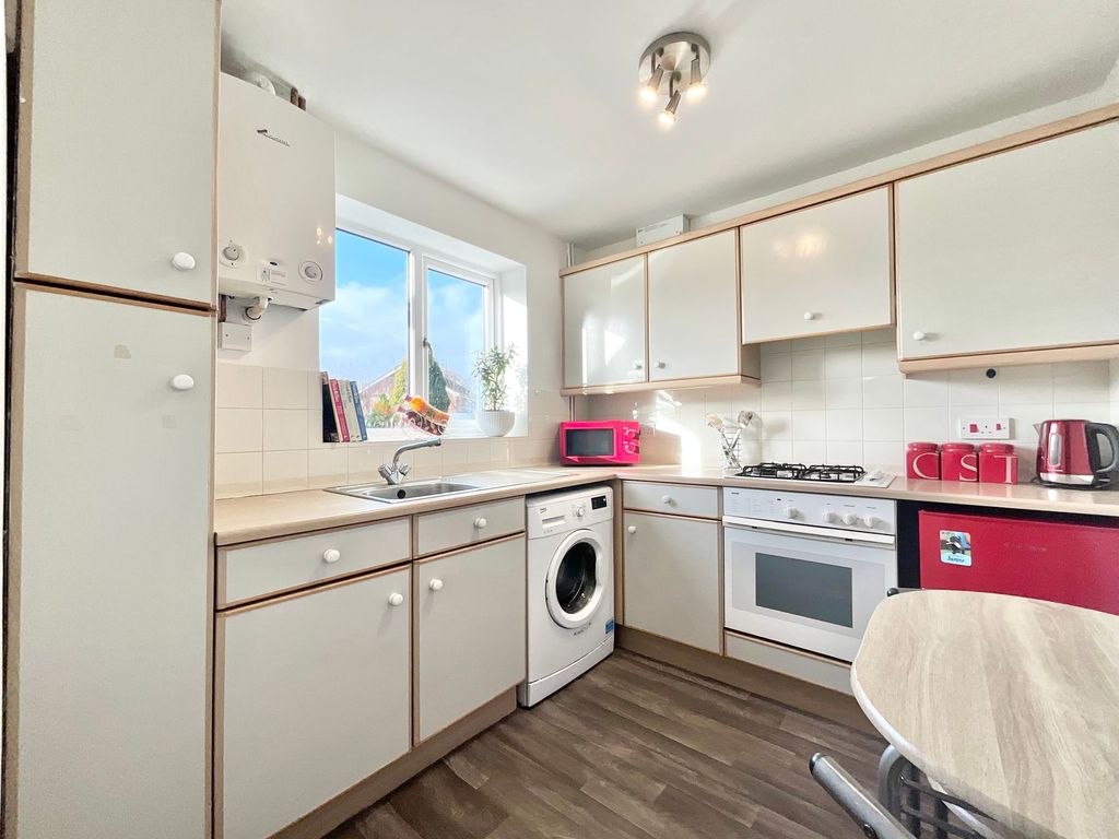 Property photo 3 of 13