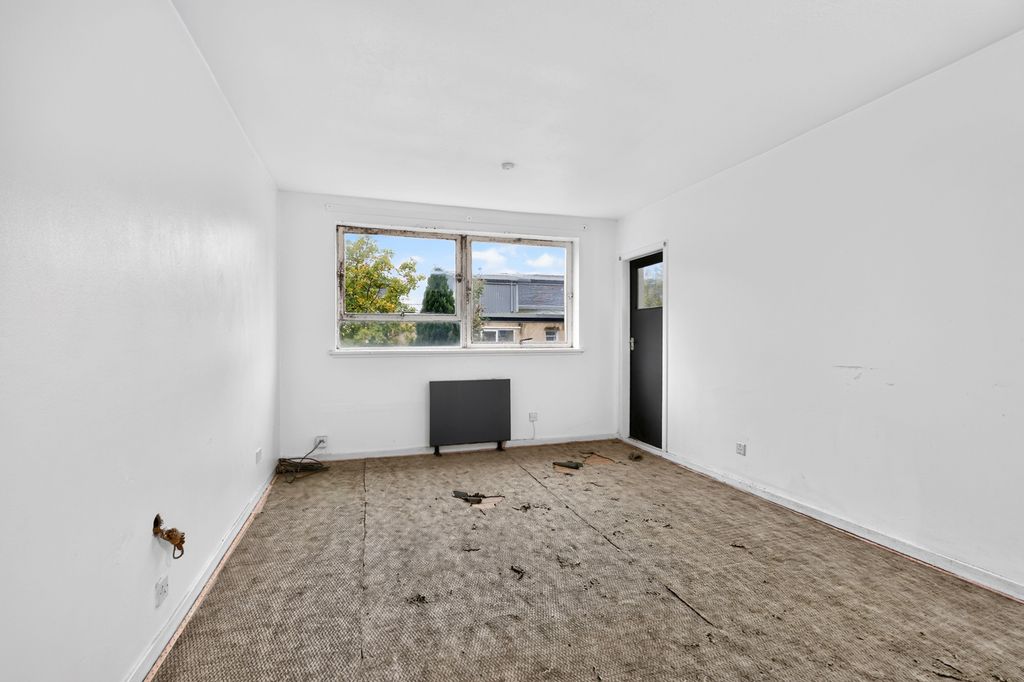 Property photo 2 of 13 Living Room