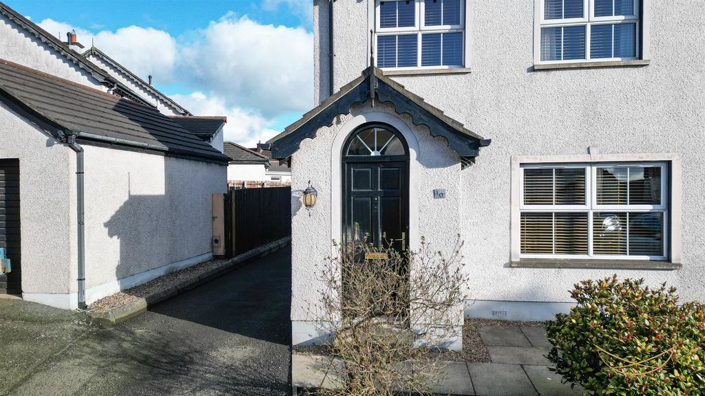 Property photo 3 of 35 Dhp-8.Jpg