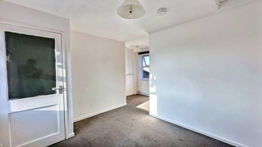 Property photo 2 of 6 Iefaj-Oei0O7Exqlvzdcfg