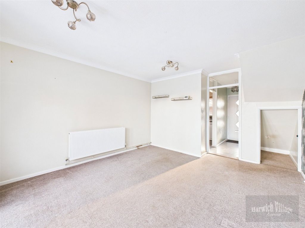 Property photo 3 of 15 Picture 3