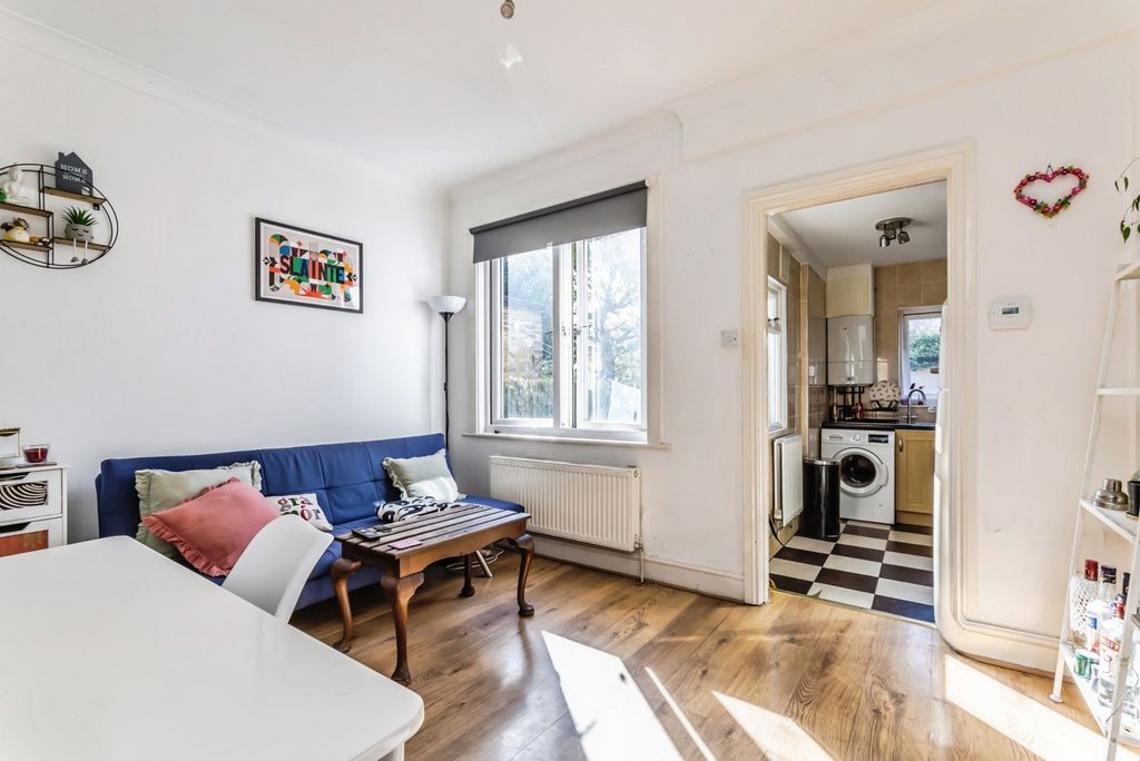 Property photo 2 of 17 Pbox-Img.Jpg