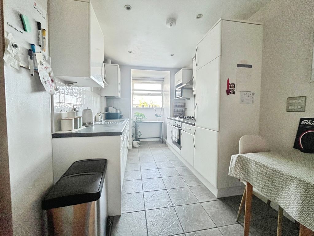 Property photo 3 of 7 Pbox-Img.Jpg