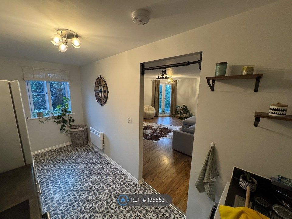 Property photo 3 of 5