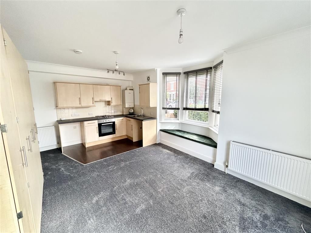 Property photo 2 of 7 Image