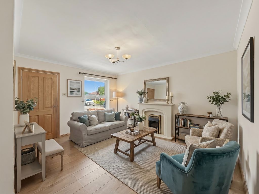 Property photo 2 of 29 5268543