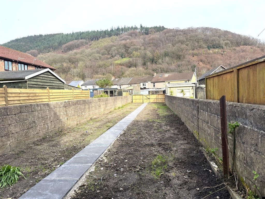 Additional image 21 of Property to rentWestern Terrace, Cross Keys, Newport NP11