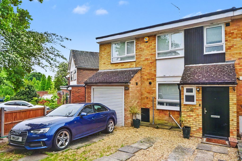 Property photo 1 of 11