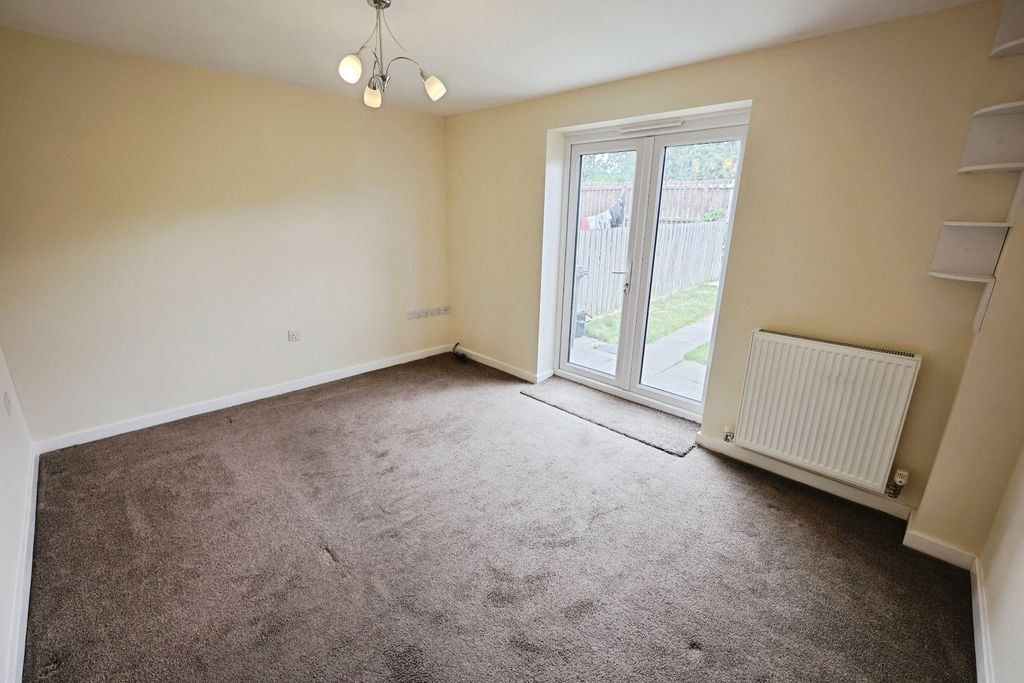 Property photo 2 of 12 Pbox-Img.Jpg
