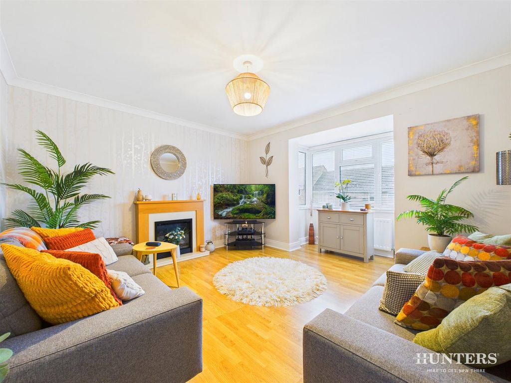 Property photo 1 of 14 Cam05287G0-Pr0147-Still009 (1).Jpg