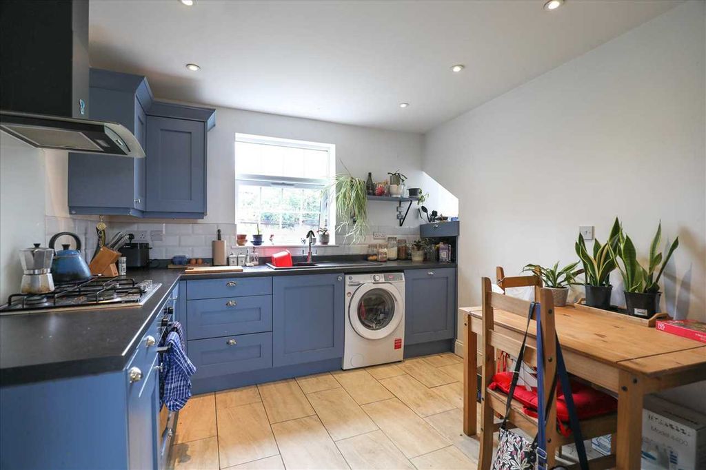 Property photo 2 of 11 Kitchen/Diner