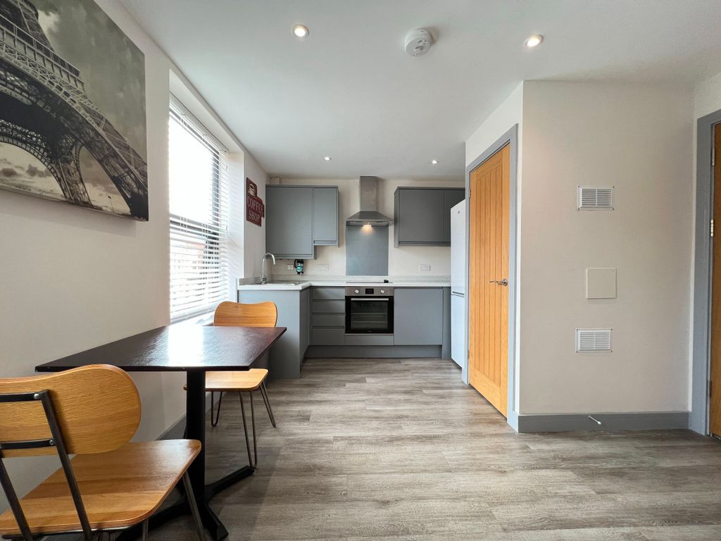 Property photo 1 of 6 4212