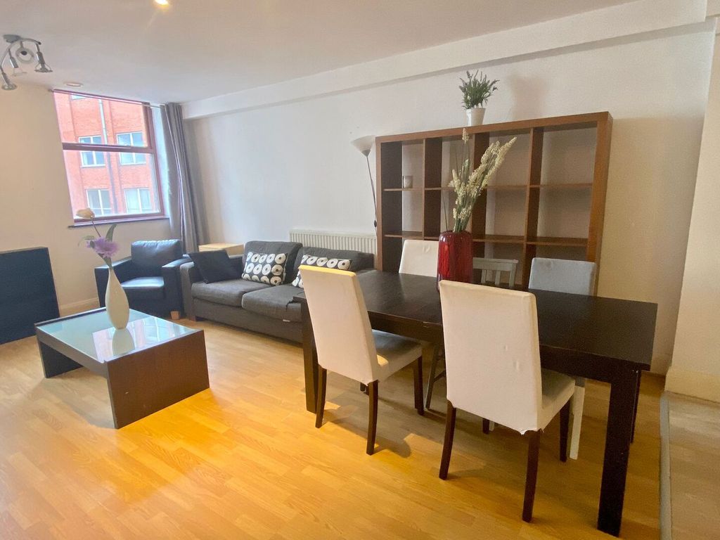 Property photo 2 of 8 Img_33953_12_Original.Jpg