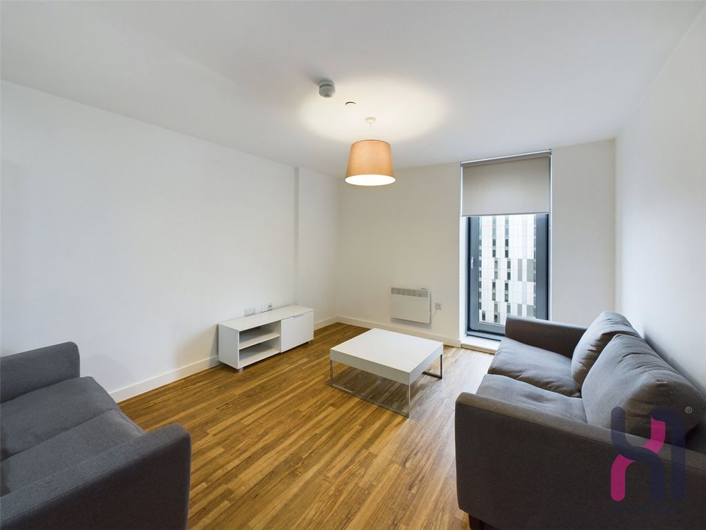 Property photo 2 of 12 Picture No. 28