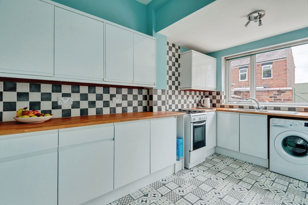 Property photo 3 of 19 Pbox-Img.Jpg