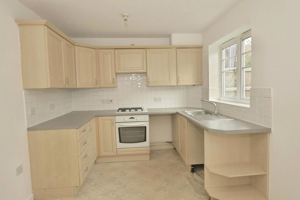 Property photo 3 of 12 Pbox-Img.Jpg