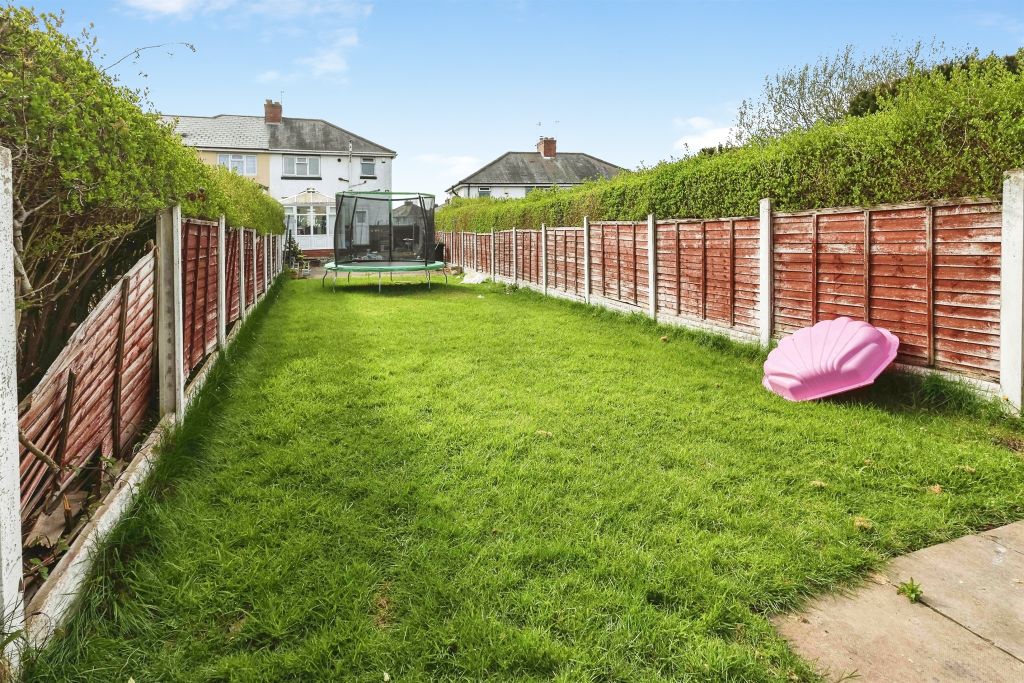 Property photo 2 of 17