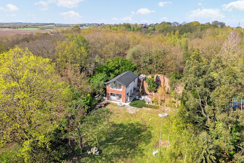 Property photo 1 of 99