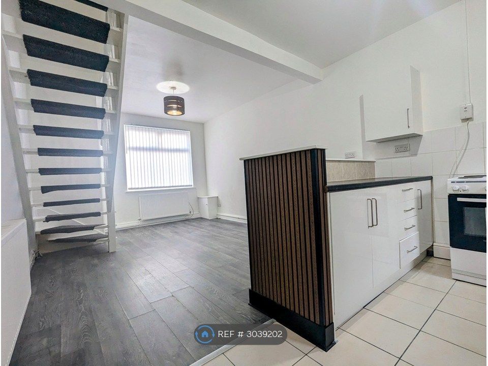 Property photo 1 of 15 Open Plan Lounge & Kitchen