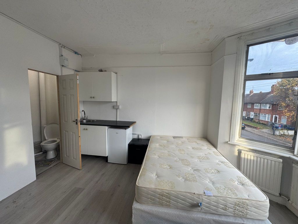 Property photo 1 of 4